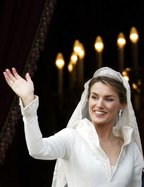 This Stunning Detail Makes Queen Letizias Engagement Ring So Unique