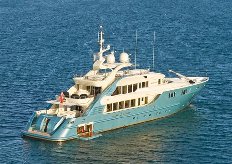 47m Luxury Motor Yacht Aquamarina By Isa After Her Refit — Yacht