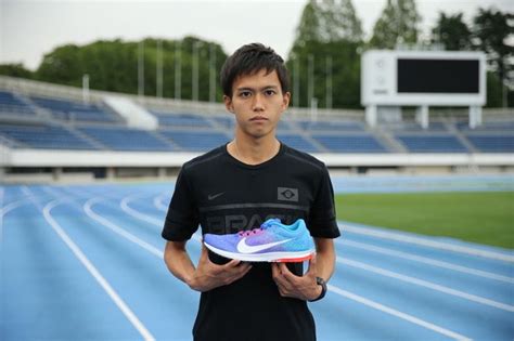 Jun 28, 2021 · 6月28日、大阪府内のホテルで陸上の東京五輪日本代表内定会見が行われ、第105回日本選手権（6月24～27日／ヤンマースタジアム長居）で代表内定条件をクリアした8選手が出席。それぞれの戦いを振り返るとともにオリンピック本番への抱負を語った。. リオオリンピック陸上日本代表・大迫傑…悩むことは ...