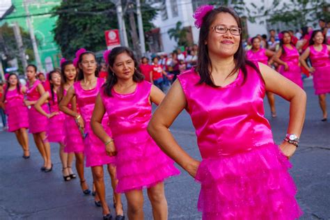 20160308 001 Im0p5145 Women Of Ilocos Norte Clad In Pink Flickr