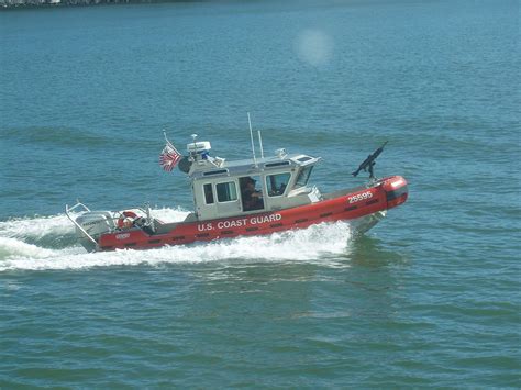 Pin By Bater Kari On Public Safety Boats Boat Coast Guard Search