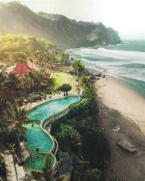 Queen Of The South Beach Resort Bintang 3 Di Jogja Dengan Pantai
