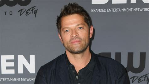 ‘supernaturals Misha Collins Recovering From Hip Replacement Surgery