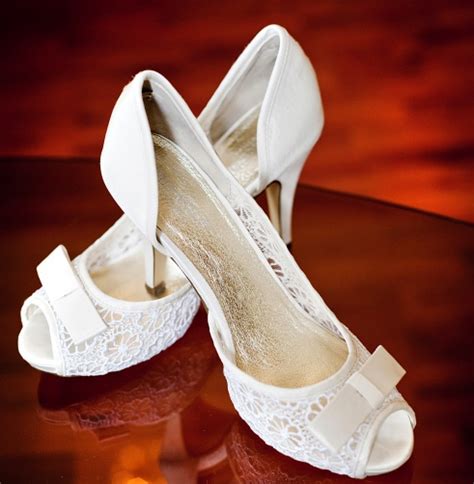 In pizzo , avorio, con brillanti: scarpe da sposa in pizzo 1458 | LetteraF