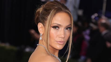 Jennifer Lopezs Net Worth How Much Is Jlo Really Worth