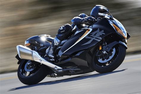 Suzuki Unveils The 2022 Hayabusa And The Performance Upgrades It Comes