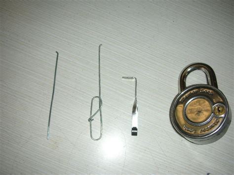 Lockpick open a door, combination, or padlock with a paperclip or bobby pin. How To Pick A Door Lock With A Paperclip - 3 Ways To Pick A Lock With Household Items Wikihow ...