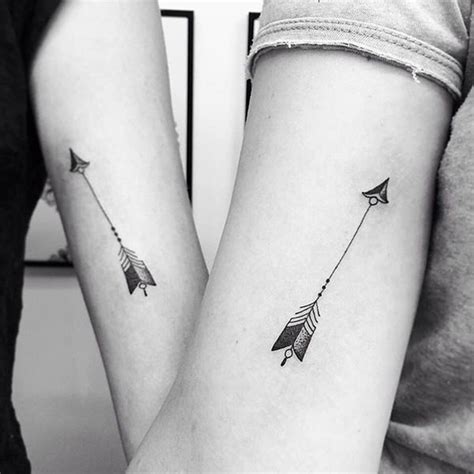 An arrow tattoo can also symbolize moving towards your goals, and not going backwards. Tatuaggi dell'amicizia, una guida alle scelte migliori ...