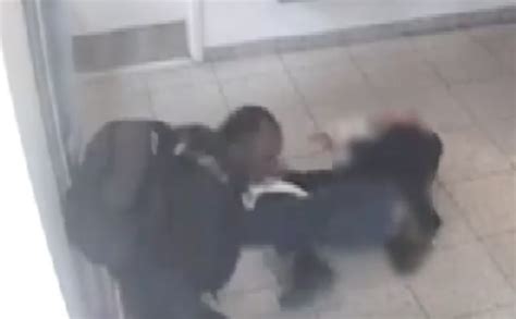 Crook Shoved Senior Man To Ground To Steal His At Manhattan Bank