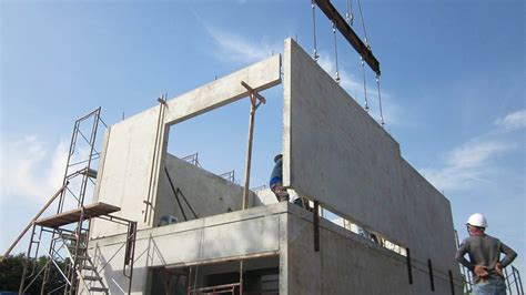 Precast Concrete Wall Construction