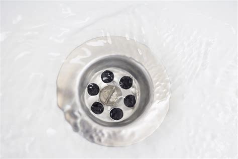 The best bathtub material is often a matter of personal preference based on cost, durability or even what works best given the bathroom's size or location. Variations in Bathtub Drains