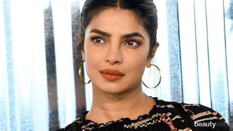 Maybe you would like to learn more about one of these? Gak Bikin Wajah Kusam, Ini Warna Lipstik untuk Kulit Sawo ...