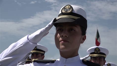 Días Previos A Convertirse En Oficiales De La Armada De México Youtube