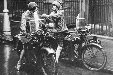 30 Cool Pics Show Badass Biker Chicks Through The Years Vintage News