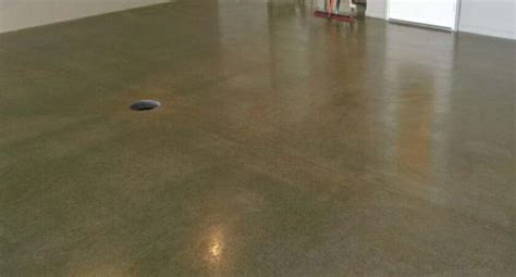 Garage Floor Sealers | From Acrylic to Epoxy Coatings | All Garage Floors