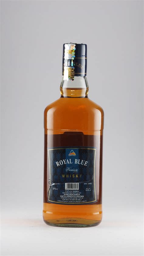 Royal Blue Premium Whisky - Szeni Whisky Collection