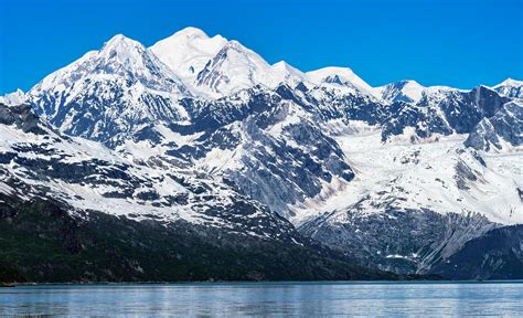 The Snow Capped Mountains Of Glacier Bay National Park Flickr