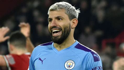 Sergio leonel agüero del castillo, also known as kun agüero, is an argentine professional footballer who plays as a striker for la liga club. El gran elogio de Sergio Agüero para Marcelo Gallardo ...
