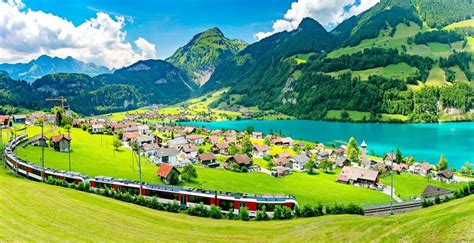 15 Best Pictures Of Panoramic Train Journeys Across Switzerland