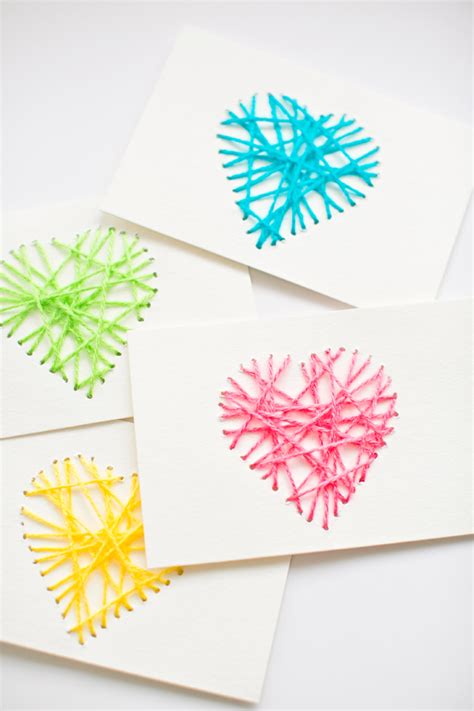 Just upload your favorite family photographs and insert them into one of the customizable templates. Cute DIY Mother's Day Cards
