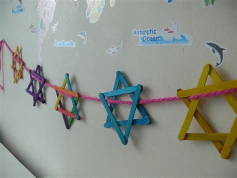 Popsicle Star Of David Bunting Jewish Crafts