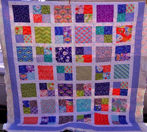 Quilty Sewing Gorgeous Simple Squares Quilt