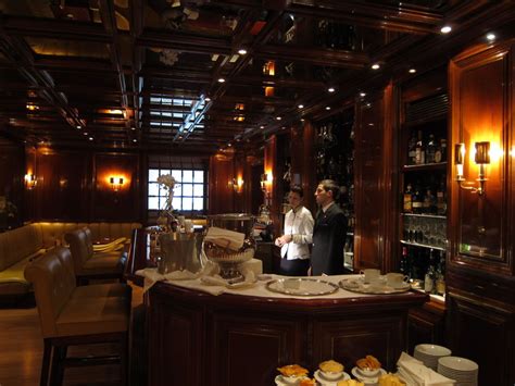 Now $173 (was $̶2̶8̶2̶) on tripadvisor: "Piano-Bar" Excelsior Hotel Ernst (Köln) • HolidayCheck ...