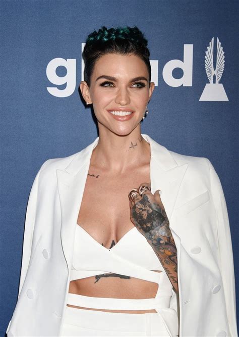 Ruby Rose Flashes Her Taunt Midriff In Crop Top With Matching Trousers Artofit