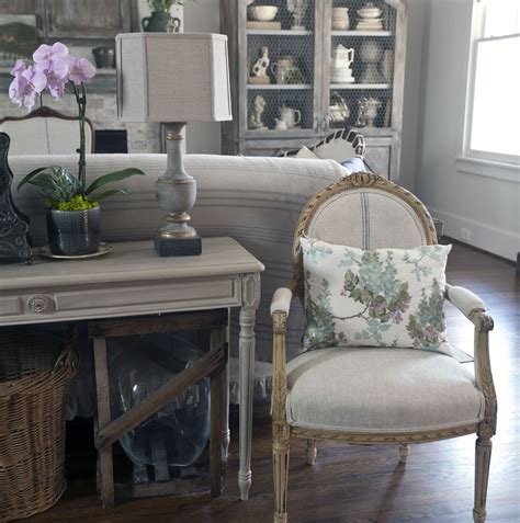 Colors are the foundation of your home. Let's break down the colors of farmhouse French style.