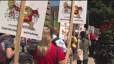 U Of M Service Workers Launch Strike Authorization Vote