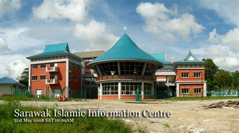 · nama sarawak berasal dari nama batang sarawak atau sungai sarawak. Ngerepak: Islamic Information Centre (IIC), Kuching