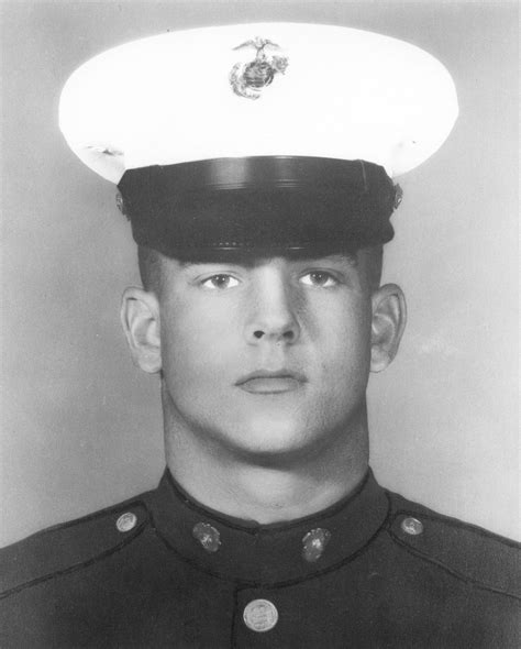 Corporal Larry L Maxam Us Marine Corps Medal Of Honor Recipient