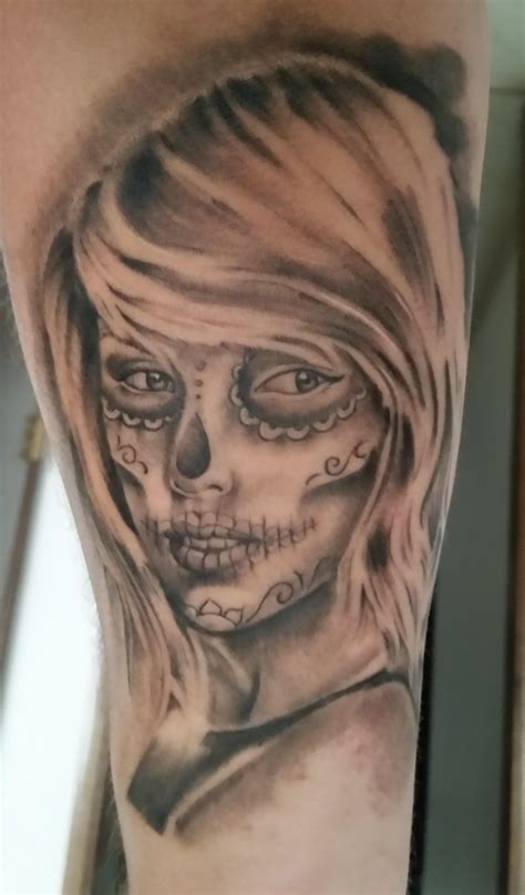 Fans of taylor swift are debating whether the reputation singer has some new ink after celebrity tattoo artist jonboy's latest instagram post. Taylor Swift Tattoo - Artist and world artist news