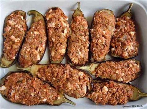 This is a great way to use leftover ham, chicken, turkey or beef. Eggplant Stuffed with Meatloaf l Recipe l Leftovers l Respect Food - We Hate To Waste