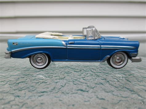 Johnny Lightning 1956 Chevy Bel Air Convertible 2 Tone Blue Issued