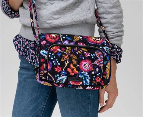 Save up to 30%: New arrivals at Vera Bradley will turn heads - silive.com
