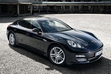 Two New Porsche Panamera Models Arrive At Us Dealers Autoevolution