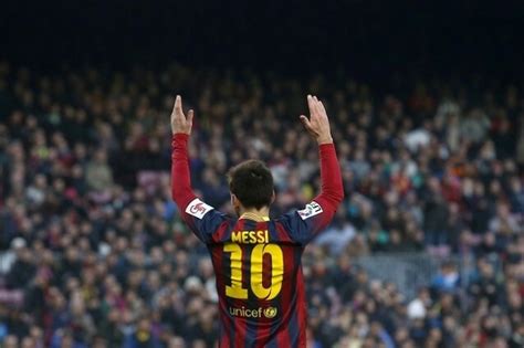Il campione, scheda del film di leonardo d'agostini, con stefano accorsi e andrea carpenzano, leggi la trama e il campione è un film del 2019 diretto da leonardo d'agostini. Messi, Storia di un Campione: al cinema il film sulla ...