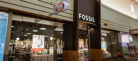 First off the mall is clean! Fossil Outlet | Auburn Hills | Great Lakes Crossing Outlets