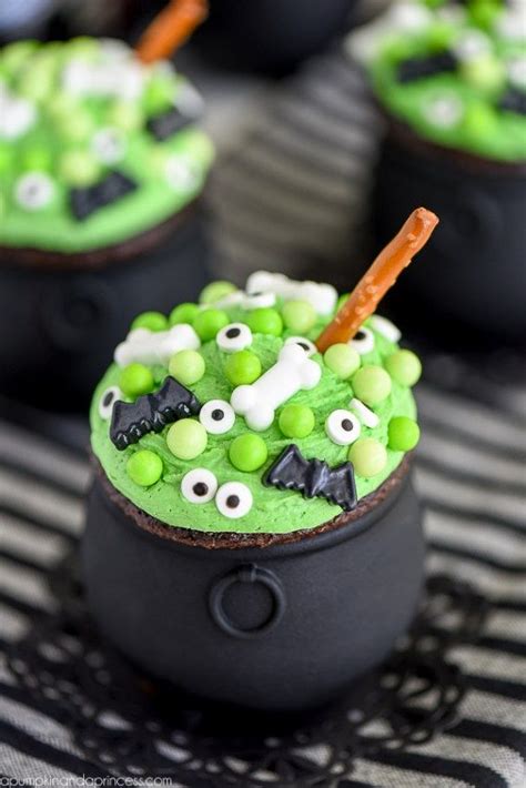 20 Terrifying But Tasty Halloween Treats You Can Make At Home