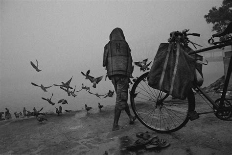 Street Photography In India 50 Stunning Black And White Photos