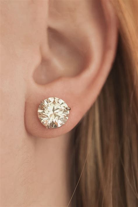 Sometimes You Just Want A Big Look And These Carat Diamond Studs Deliver Diamond Studs