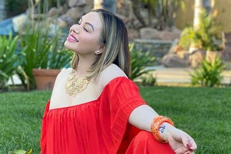 Chiquis Rivera Dared To Show Her Abdomen In The Air With Sportswear And