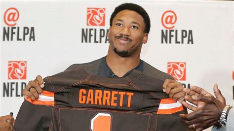 2017 Nfl Draft Cleveland Browns Select Myles Garrett At No 1 Myles Garrett Cleveland Browns