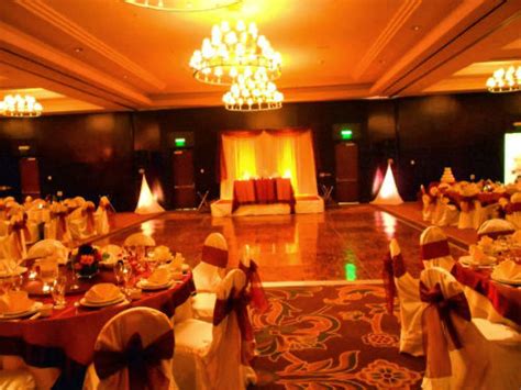 The most proximate john wayne airport is disposed in 13 km from. Garden Grove Wedding Venues