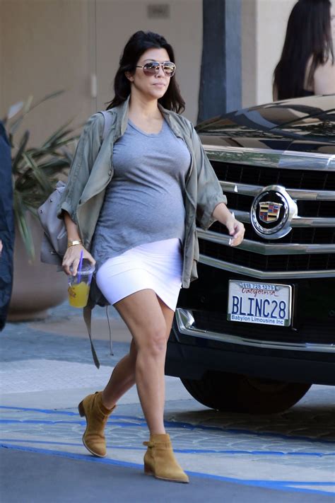pregnant kourtney kardashian out and about in los angeles hawtcelebs