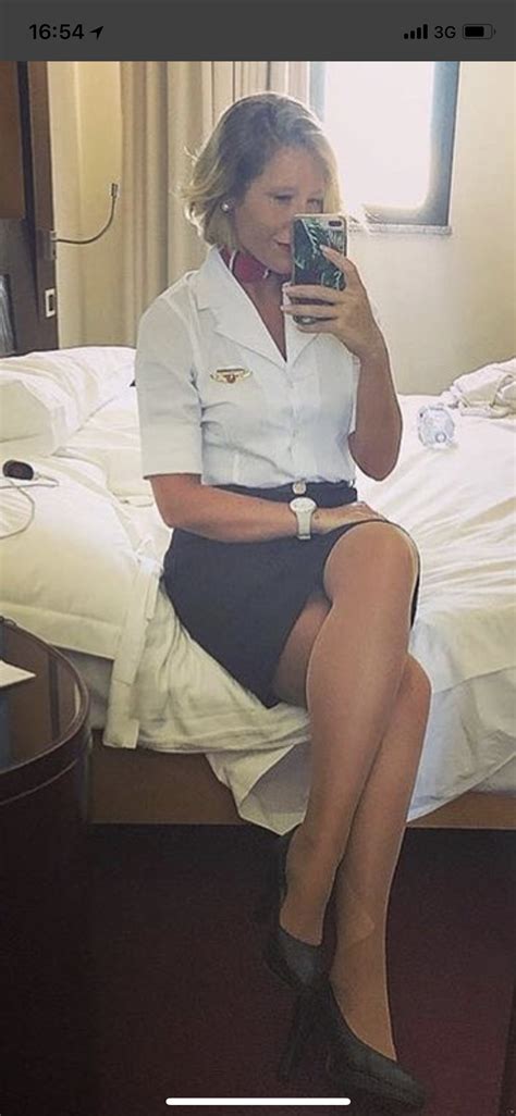 Pin By Angel Estrada On British Airways Flight Attendant Fashion Flight Attendant Uniform