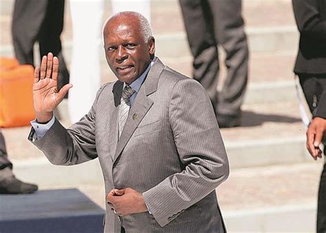 Angola Ex Presidente Deve Colaborar No Caso Do Filho