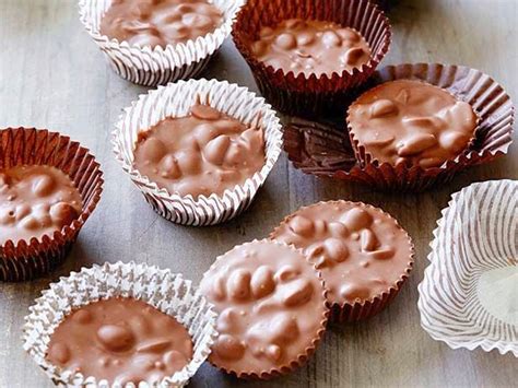 Lyrics to hard candy christmas by trisha yearwood: Slow Cooker Chocolate Candy | Recipe | Chocolate candy recipes, Trisha yearwood and Chocolate