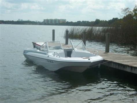 Glastron Starflight T Tri Hull Foot Runabout Bowrider For Sale For Boats From